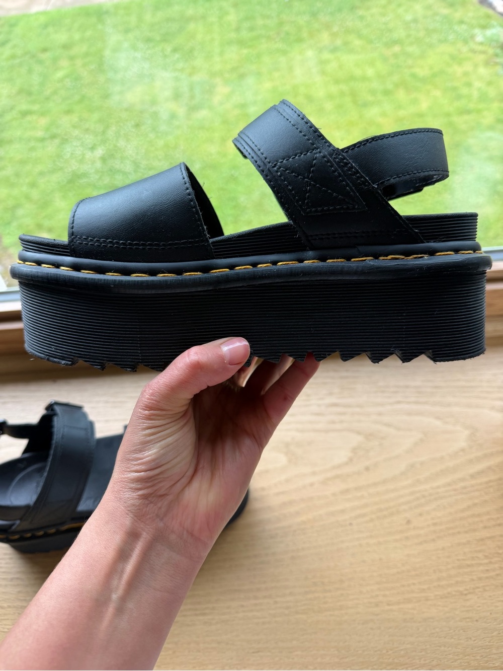 Dr. Martens Sandals  Voss Quad Black Platform. Yellow Stitching - Picture 5 of 11
